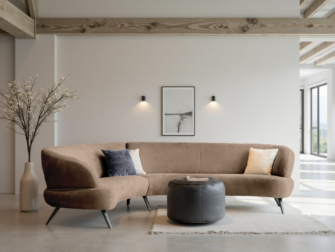 Bank Betis - mito pale - aanbouwelement 2,5 zits arm links - 3 zits arm rechts Cognackleurige ronde bank met fluwelen bekleding en slanke zwarte poten