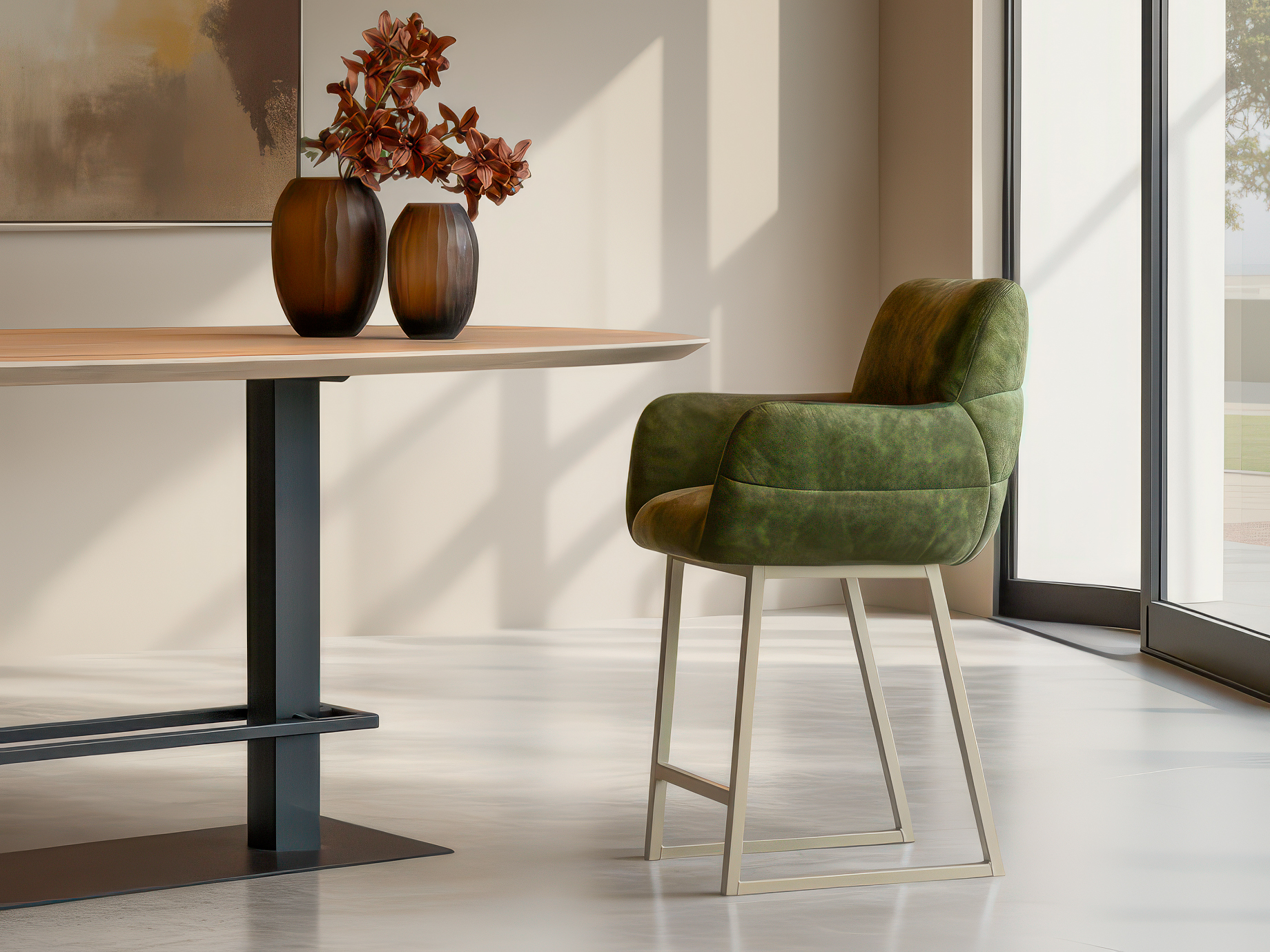 Elegante barkruk met comfortabele bekleding en hoge rugleuning