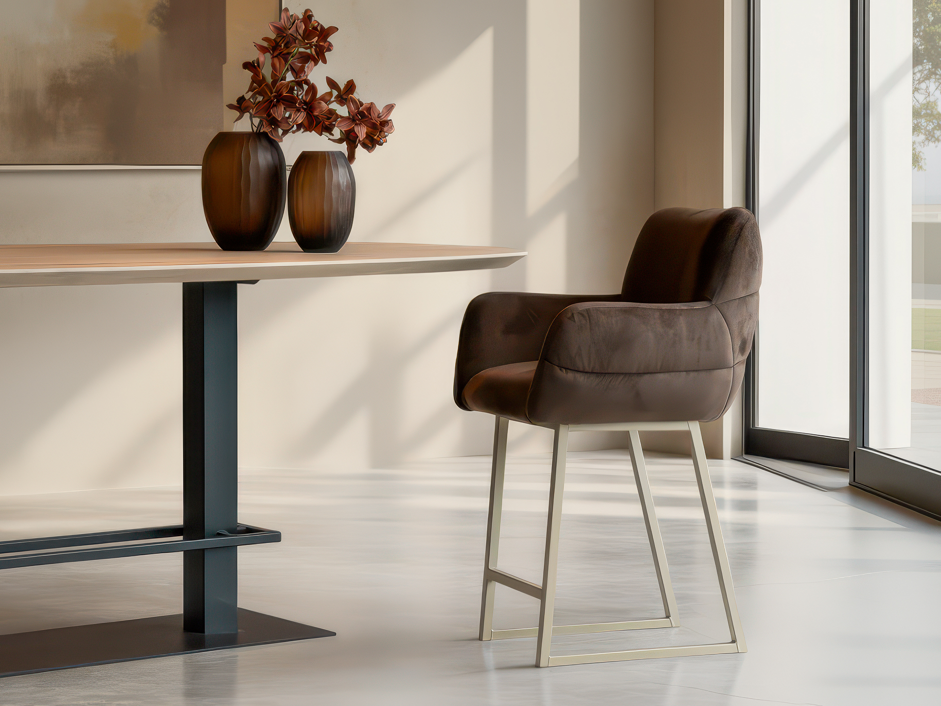 Minimalistische barkruk met moderne uitstraling