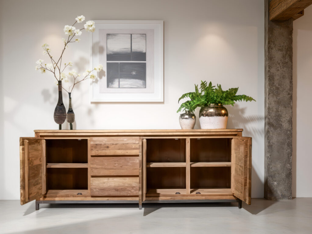 Decoratief en praktisch meubel dat past bij een organisch interieurconcept