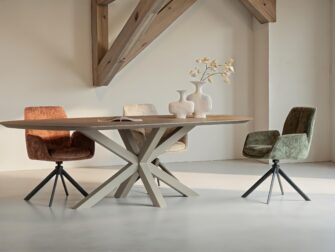 Snel beschikbare design eetkamerstoel met comfortabele armleuningen