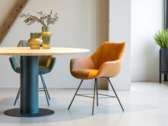 Leren kuipstoel met cognac kleur