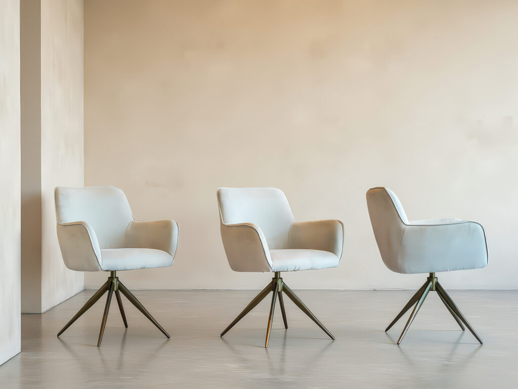 Eetkamerstoelen Massimo - guard natural - onderstel t - metaalkleur oud messing