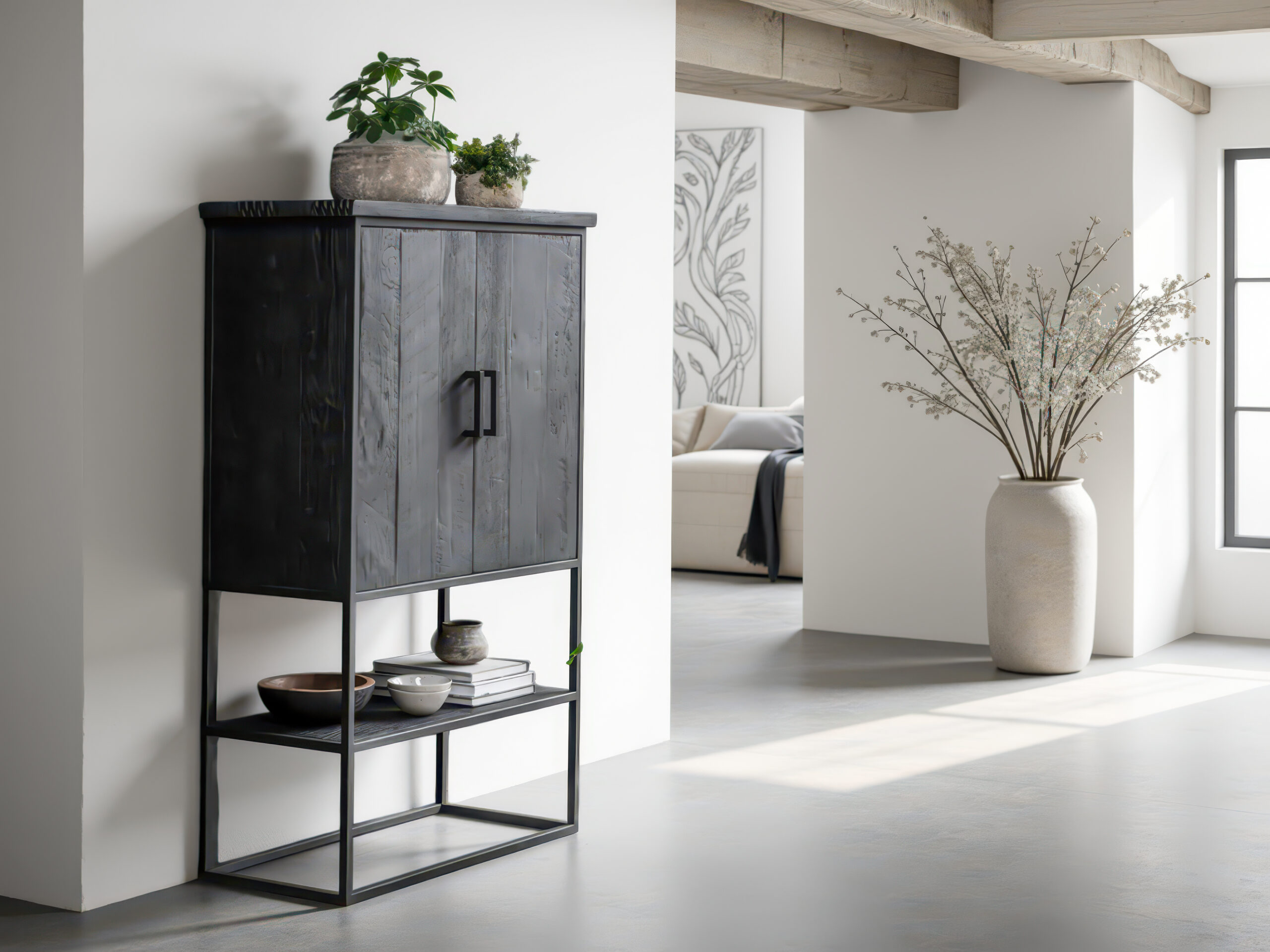 Minimalistische wandkast van zwart hout en staal