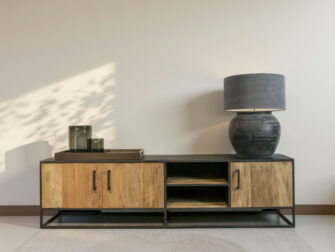 Functioneel en stijlvol: dit tv-meubel brengt rust in elk interieur