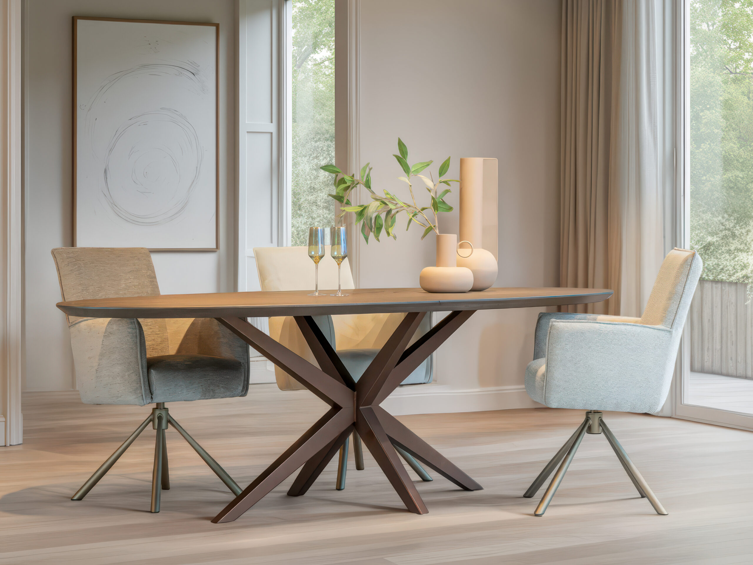 Eetkamertafel met een warme houtafwerking en architectonisch onderstel