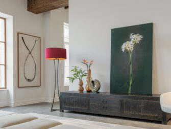 functioneel en stijlvol tv-meubel met een robuuste uitstraling