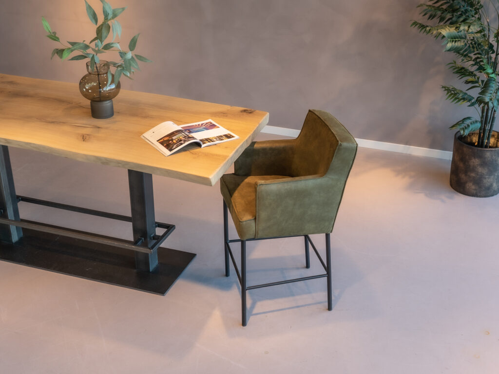 Barkruk Lupertazi met arm - 68cm - bull - moss