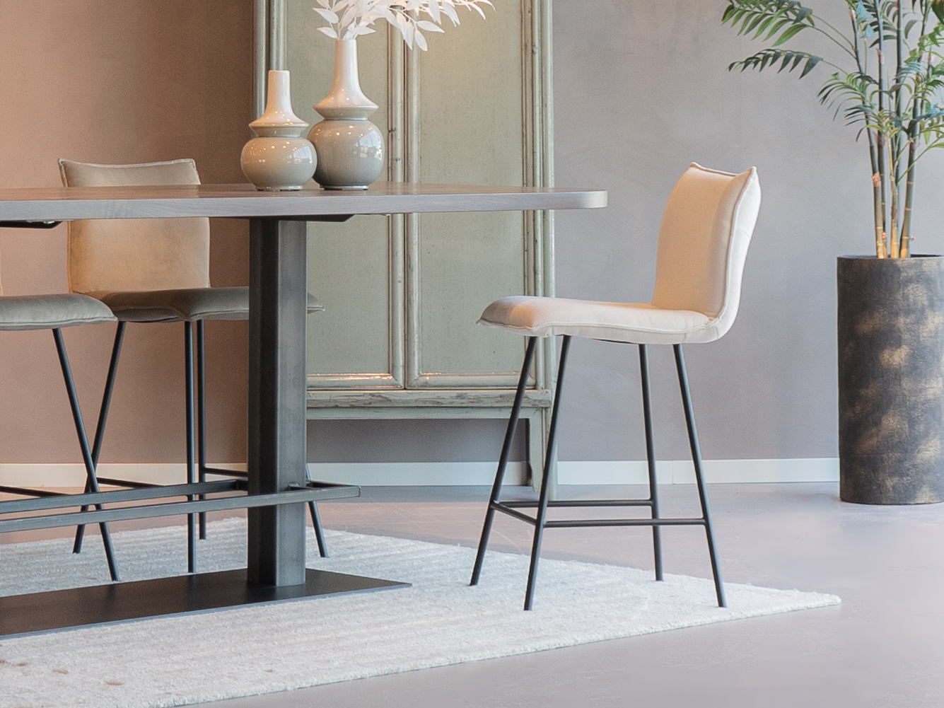 barkruk mine stof kleur cream hoogte 65cm