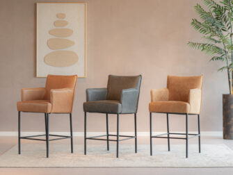 barkrukken met armleuning