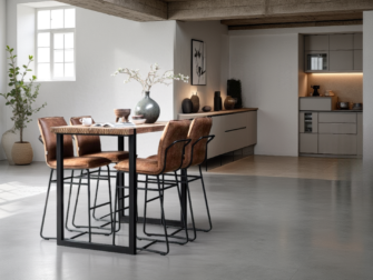 Bartafel Cavallo - 150x80cm - rechthoek - teakhout - met onze barkrukken Zaffari bartafel met natuurlijk afgewerkt teakhout en stoer metalen frame