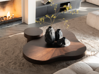 Set van lage tafels met speels design