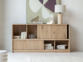 Dressoir licht eiken met open vakken