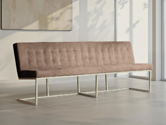 Oudroze eetkamerbank met gestoffeerde rugleuning en slanke poten