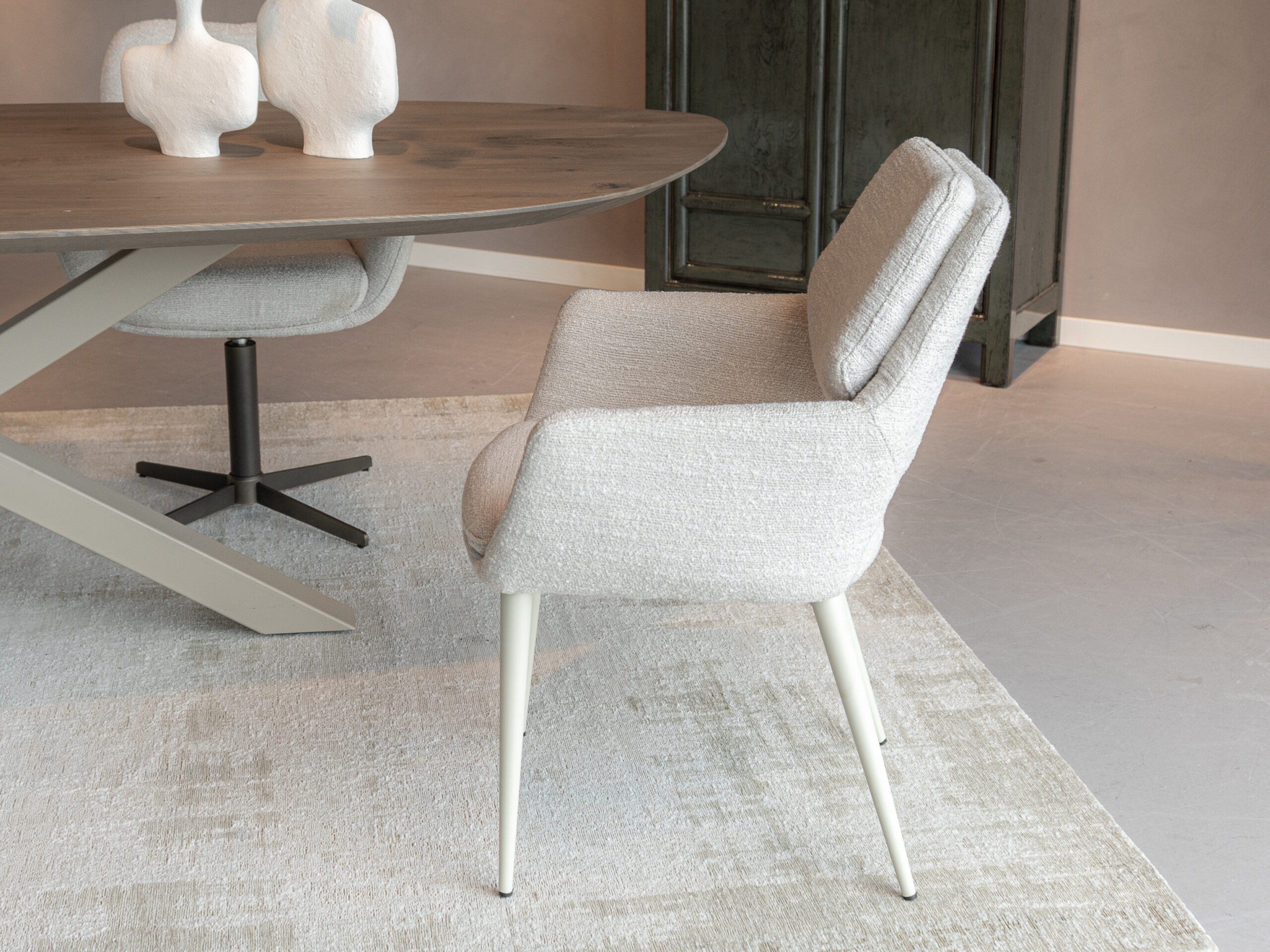 Eetkamerstoel met volledig personaliseerbare afwerking