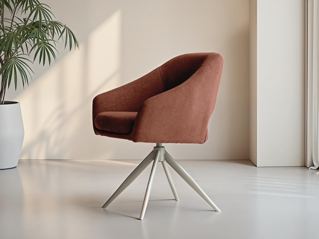 Terracottakleurige draaistoel met ronde armleuningen en comfortabele zitting