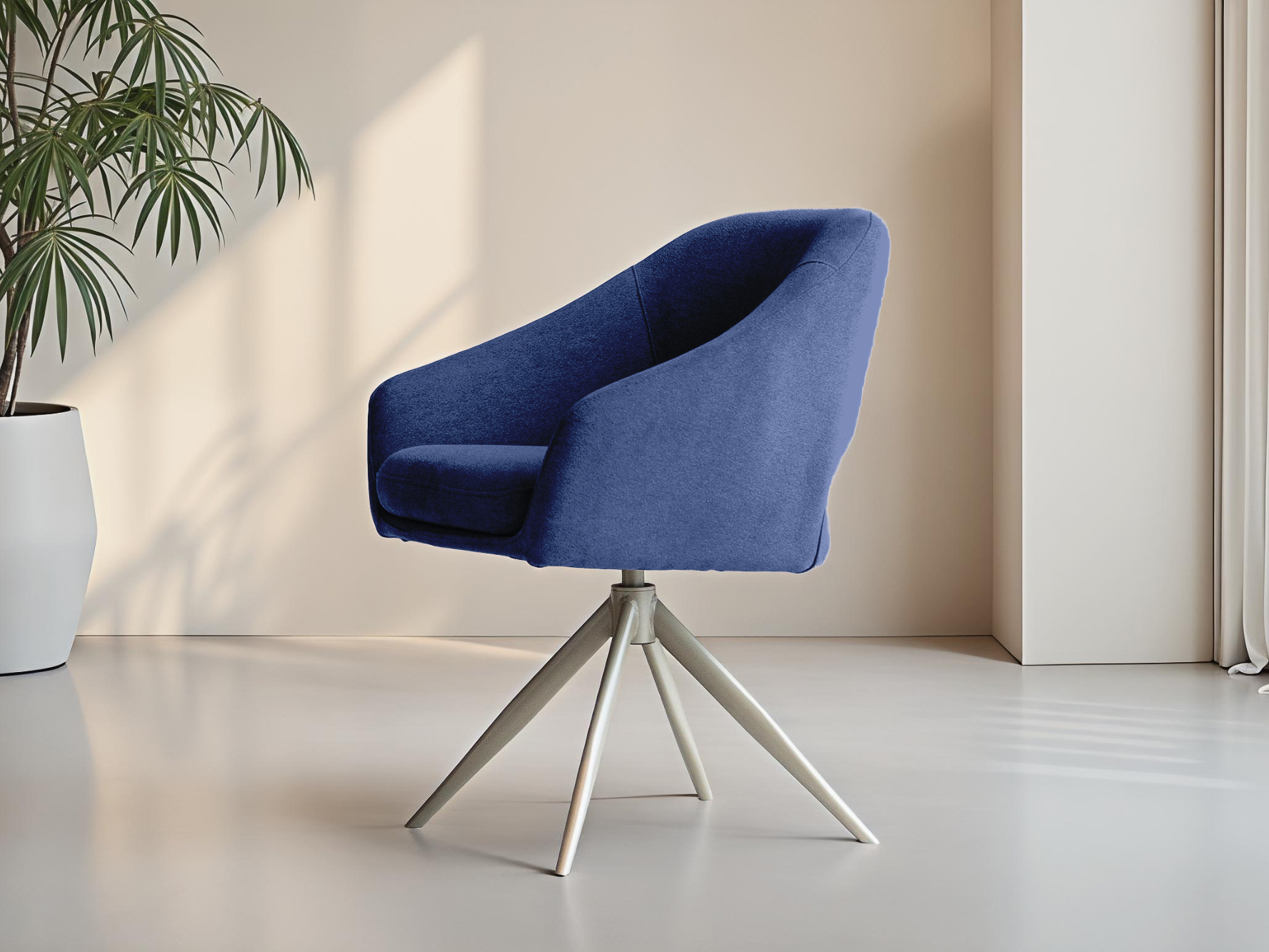 Diepblauwe eetkamerstoel op metalen draaipoot, met zachte bekleding en een elegante kuipvorm