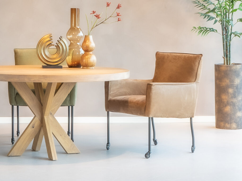 eethoek stoelen bruin leer