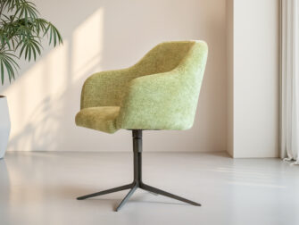 Design eetkamerstoel met draaibaar onderstel in gepoedercoat staal