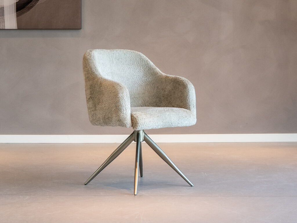 Eetkamerstoel Fordham - amore khaki - onderstel t - metaalkleur champagne