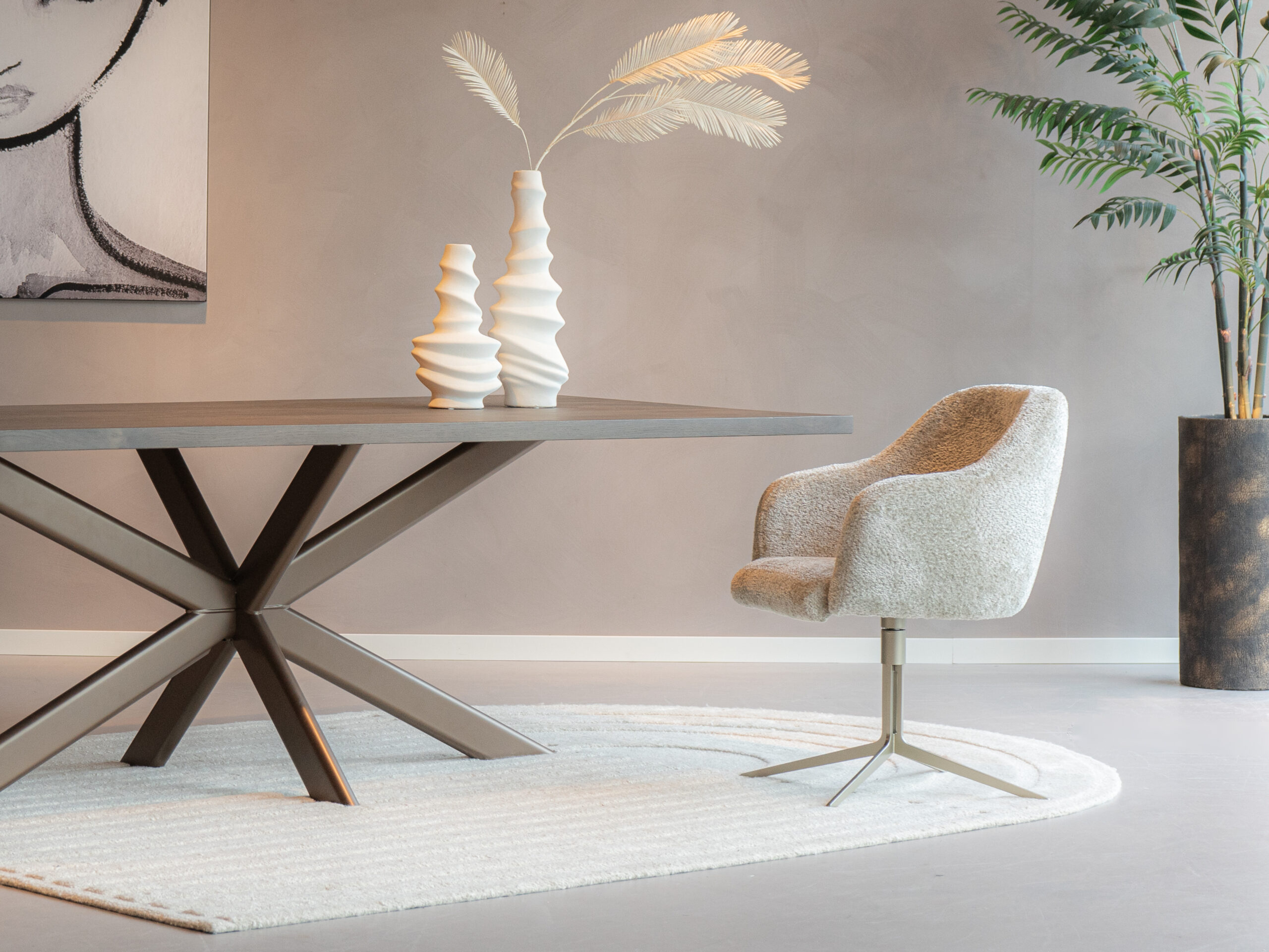 fluwelen eetkamerstoel met armleuning