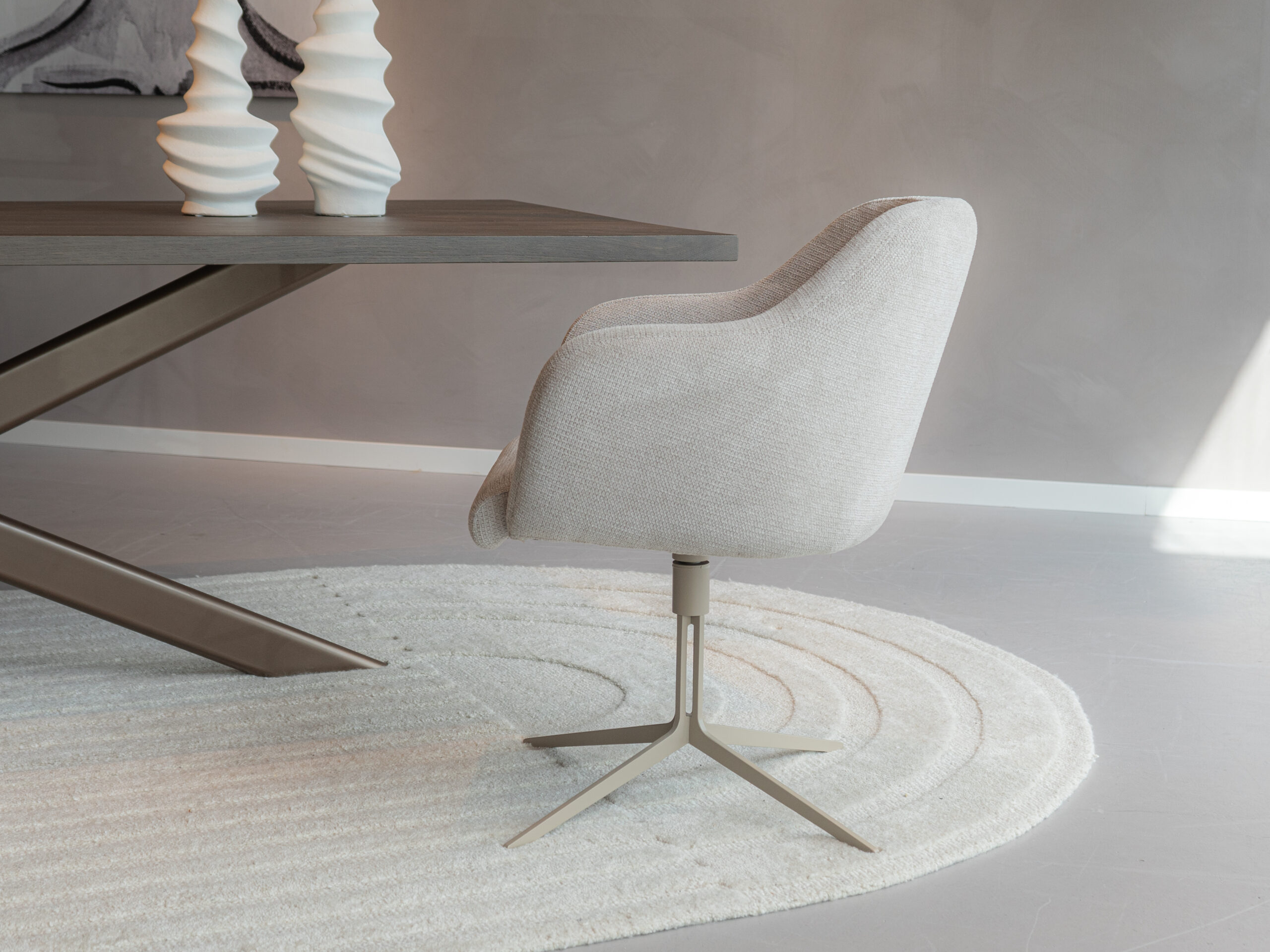 eetkamerstoelen strak design