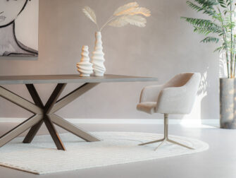 luchtige pootjes eetkamerstoel