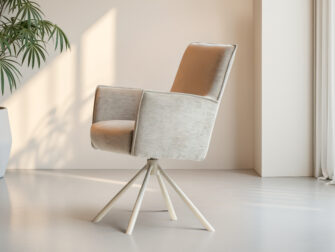 Eetkamerstoel met zachte bekleding, soepele draaifunctie en hoge rugleuning