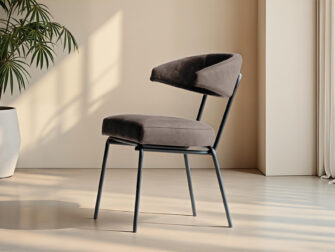 Taupe eetkamerstoel met industriële uitstraling en luchtige rugleuning