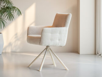 Eetkamerstoel op draaibare poot met minimalistisch design