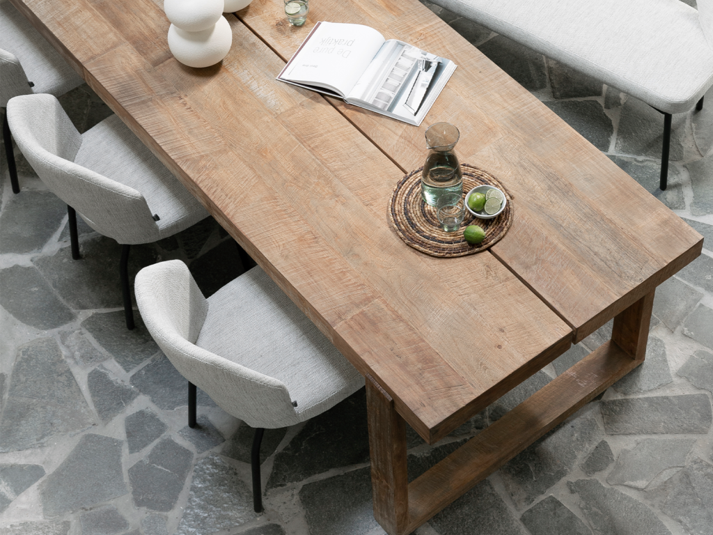 Eetkamerstoel Linnea naturel - eetkamertafel Venice