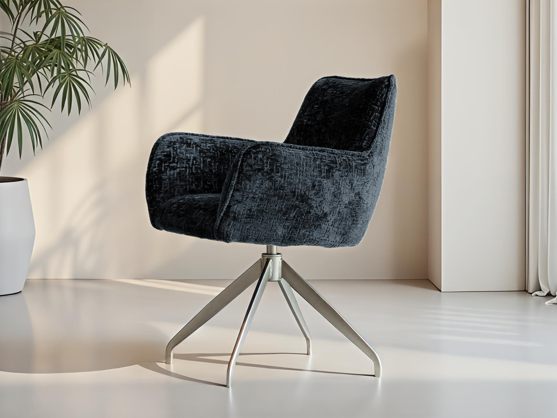 Comfortabele eetkamerstoel met blauwgrijze teddy stof en stabiel metalen onderstel