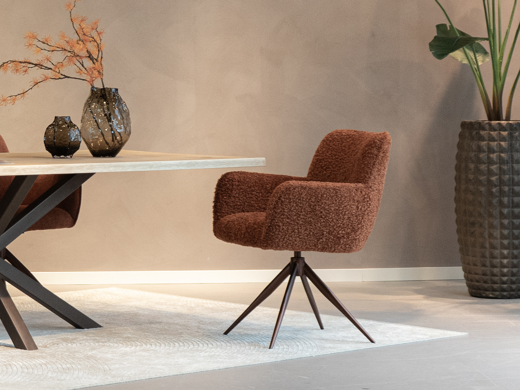 copper kleurig frame eetkamerstoel