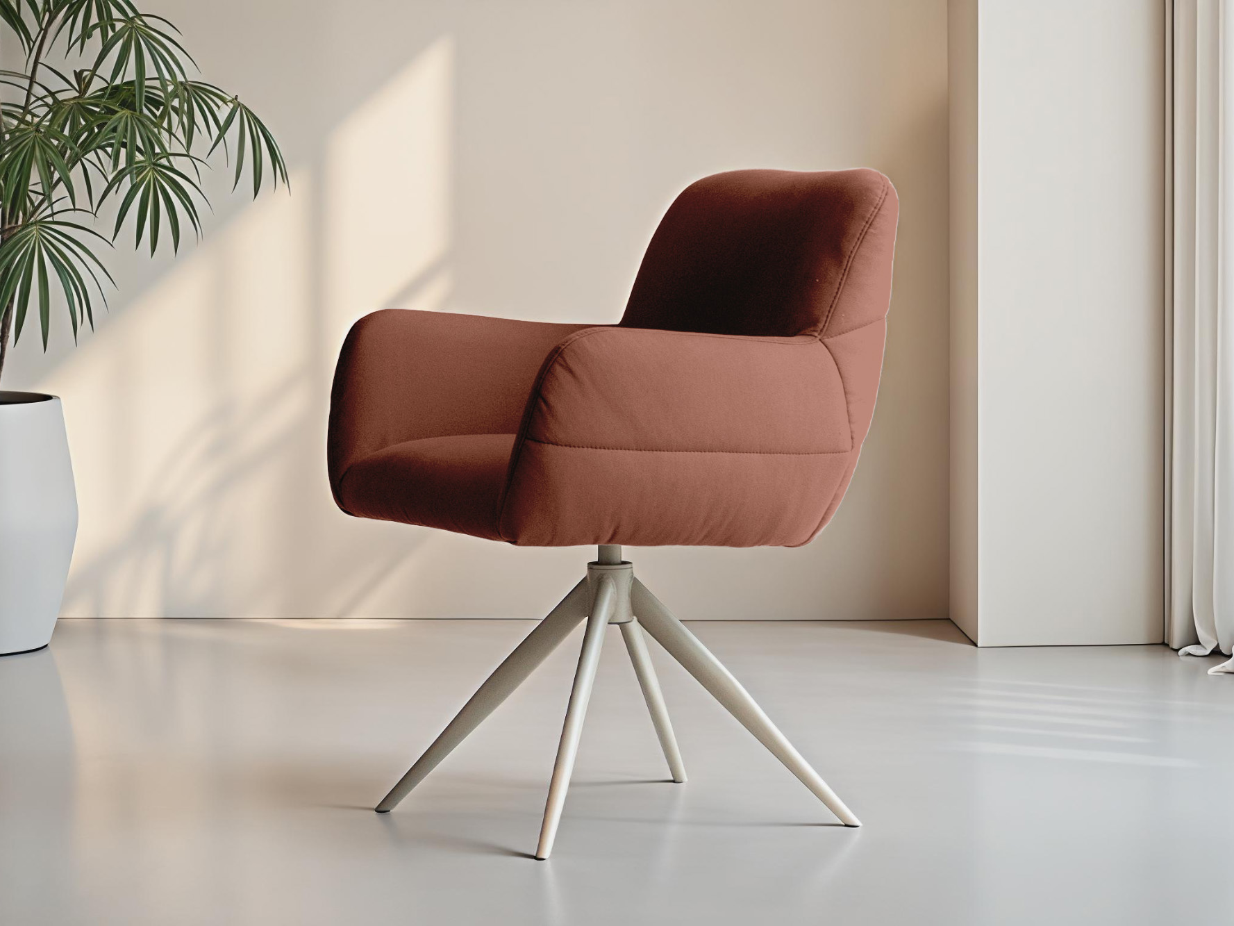 Warme bruinroze eetkamerstoel in zachte stof met metalen draaipoot