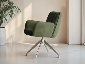 Donkergroene eetkamerstoel met strakke belijning en moderne uitstraling