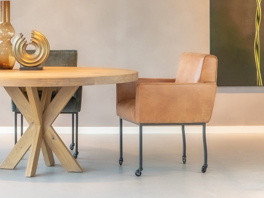 robuuste eethoekstoel in cognac leer