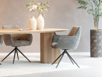 grijze zachte eetkamerstoelen