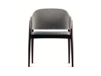 Eetkamerstoel Remilly - deer brown bruine eetkamerstoel met arm leuning