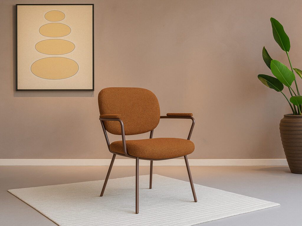 terra kleurige eetkamerstoel met arm leuning