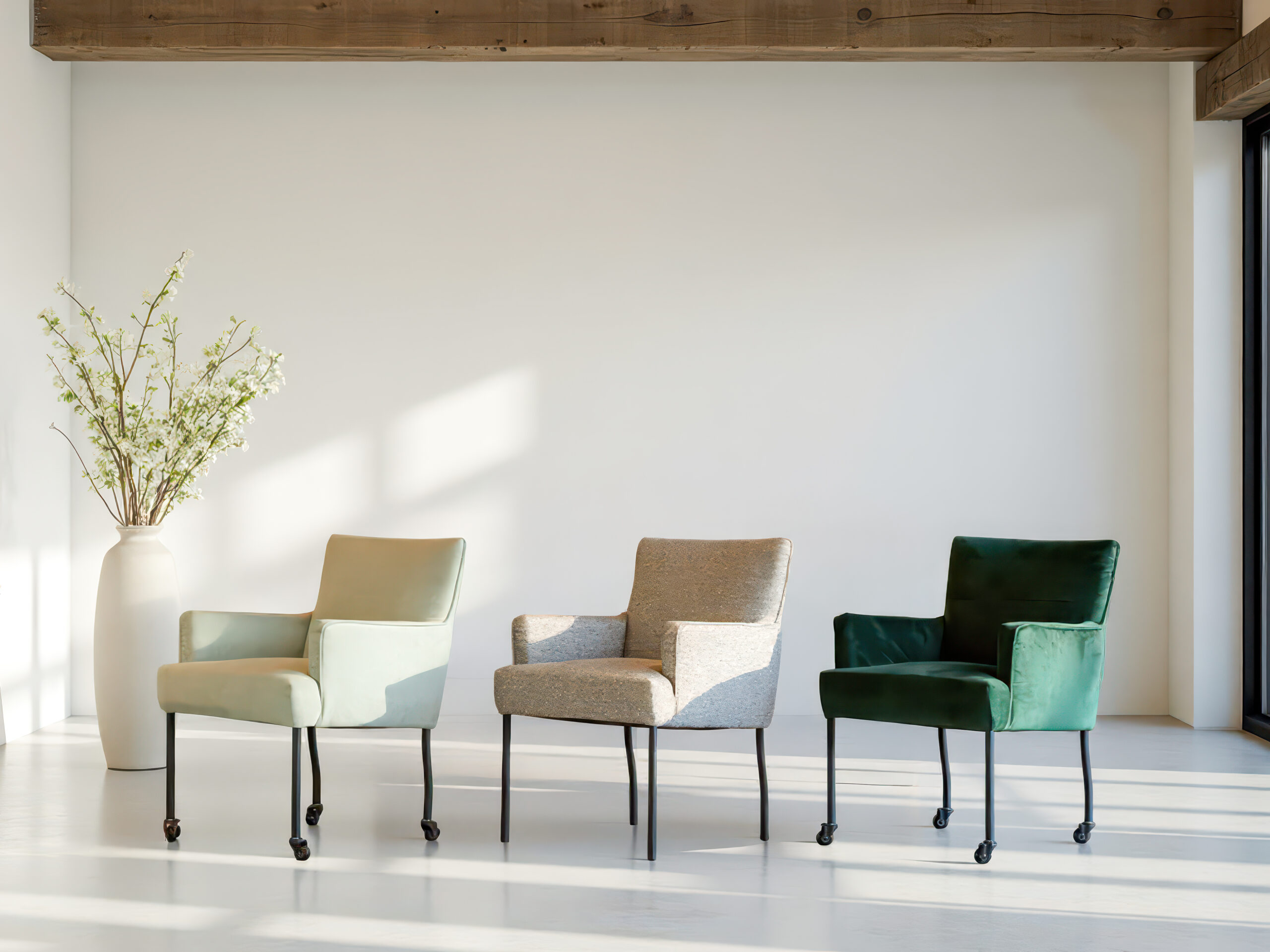 eetkamerstoelen met comfortabele zit verkrijgbaar met of zonder wielen