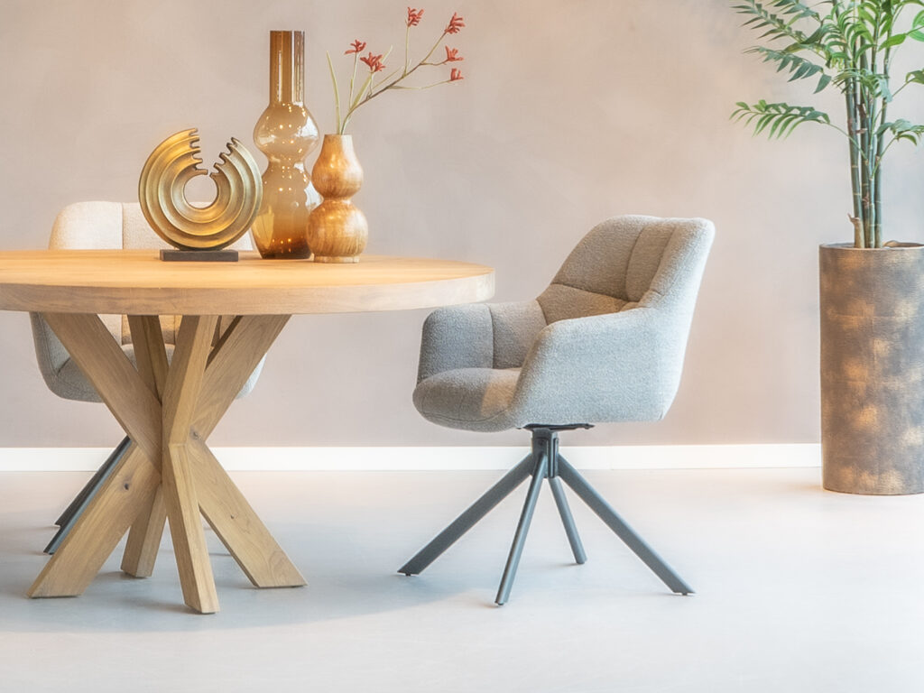 comfortabele eetkamerstoel grijs boucle