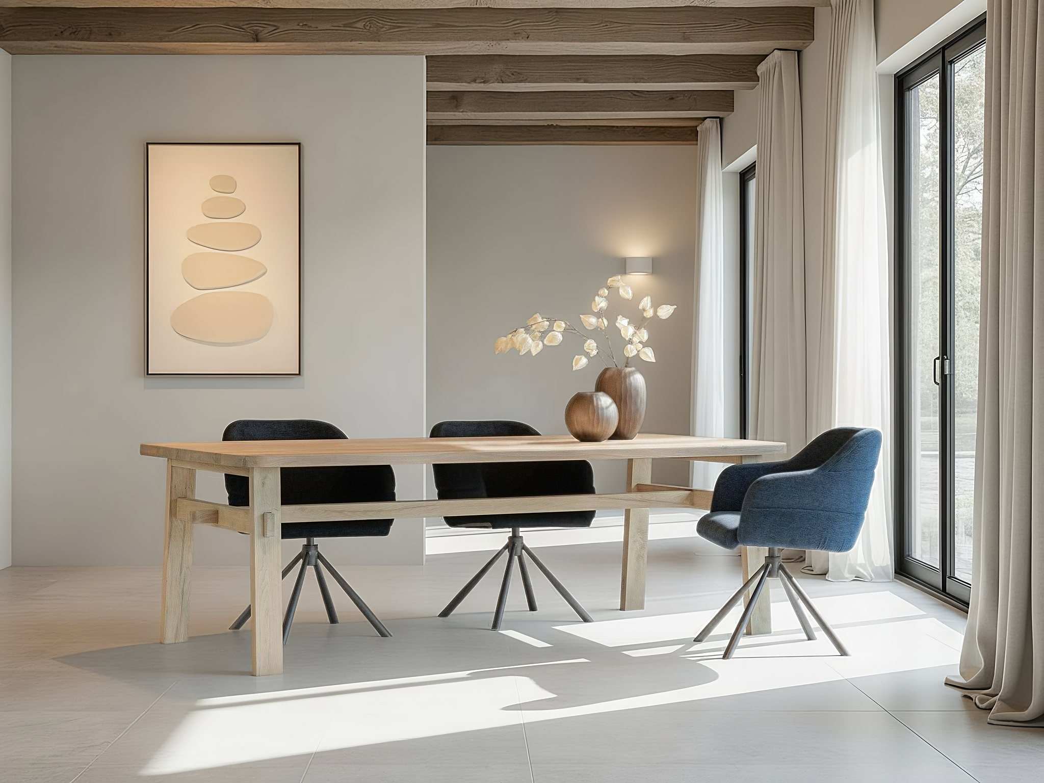 Tafel Reggio - 240x100cm - afgeronde hoeken - ultra matte lak - rechte rand - met onze eetkamerstoelen Fiorentino