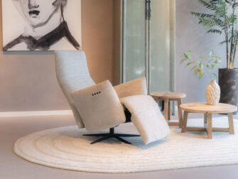 oplaadbare relaxed fauteuil in stof