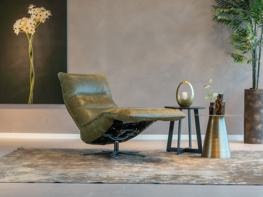 zetel met elektrische kantelfunctie