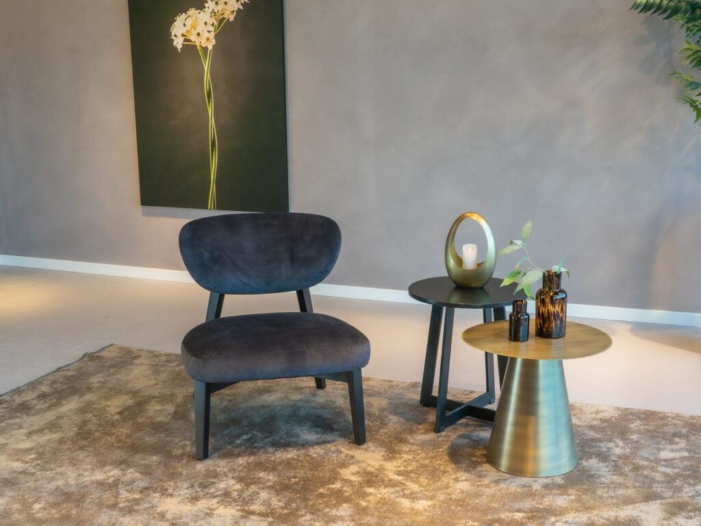 antraciet stoel met rechte poten