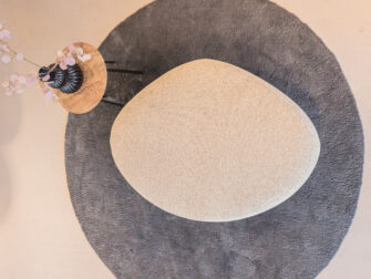 Hocker van bank Betis - sneak sesame - metaalkleur zwart Hocker van bank Betis - sneak sesame - metaalkleur zwart