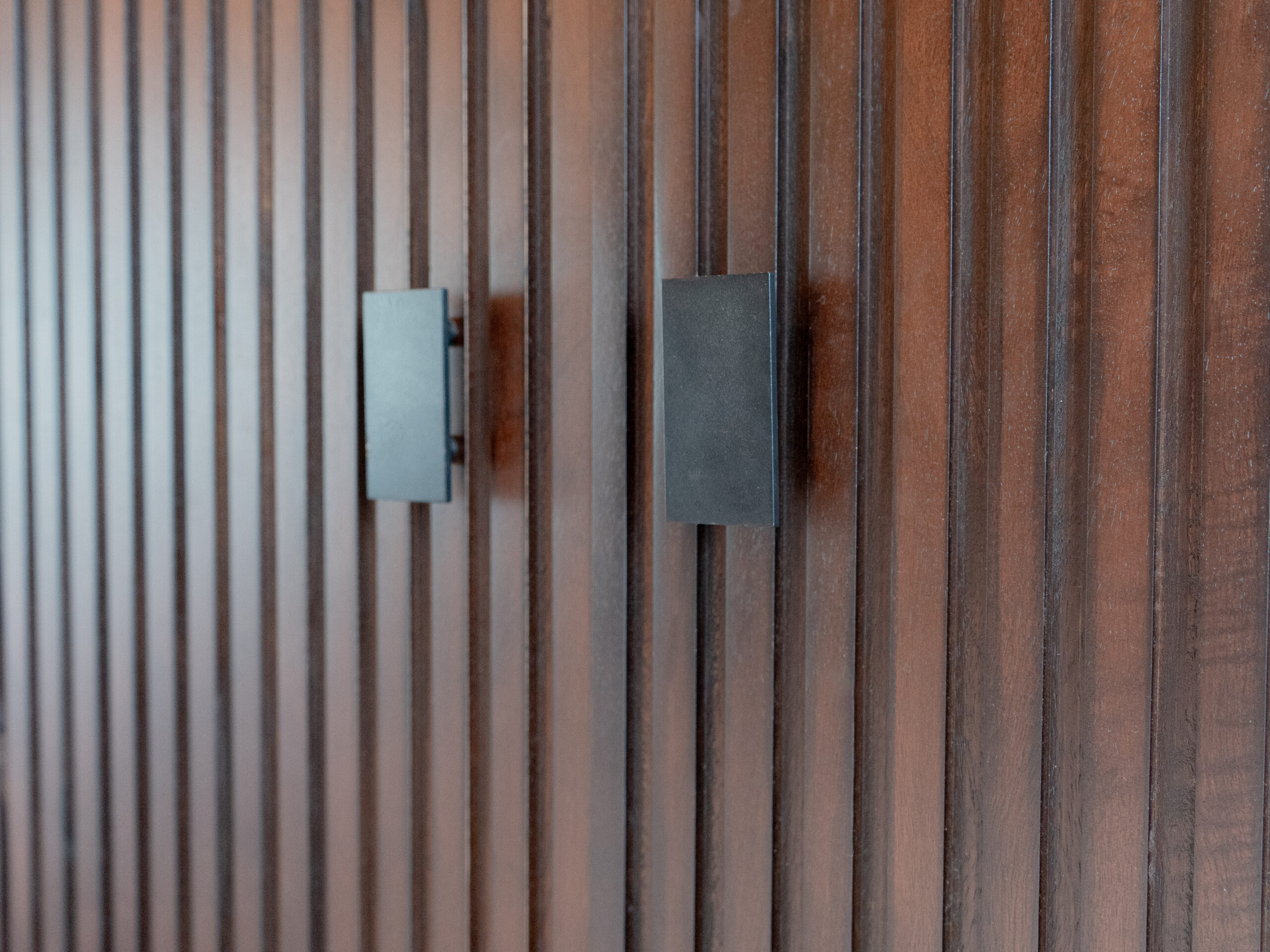 opbergkast donkerbruin