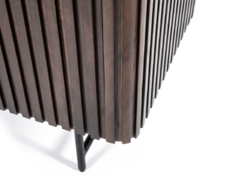 mangohouten bruine kast