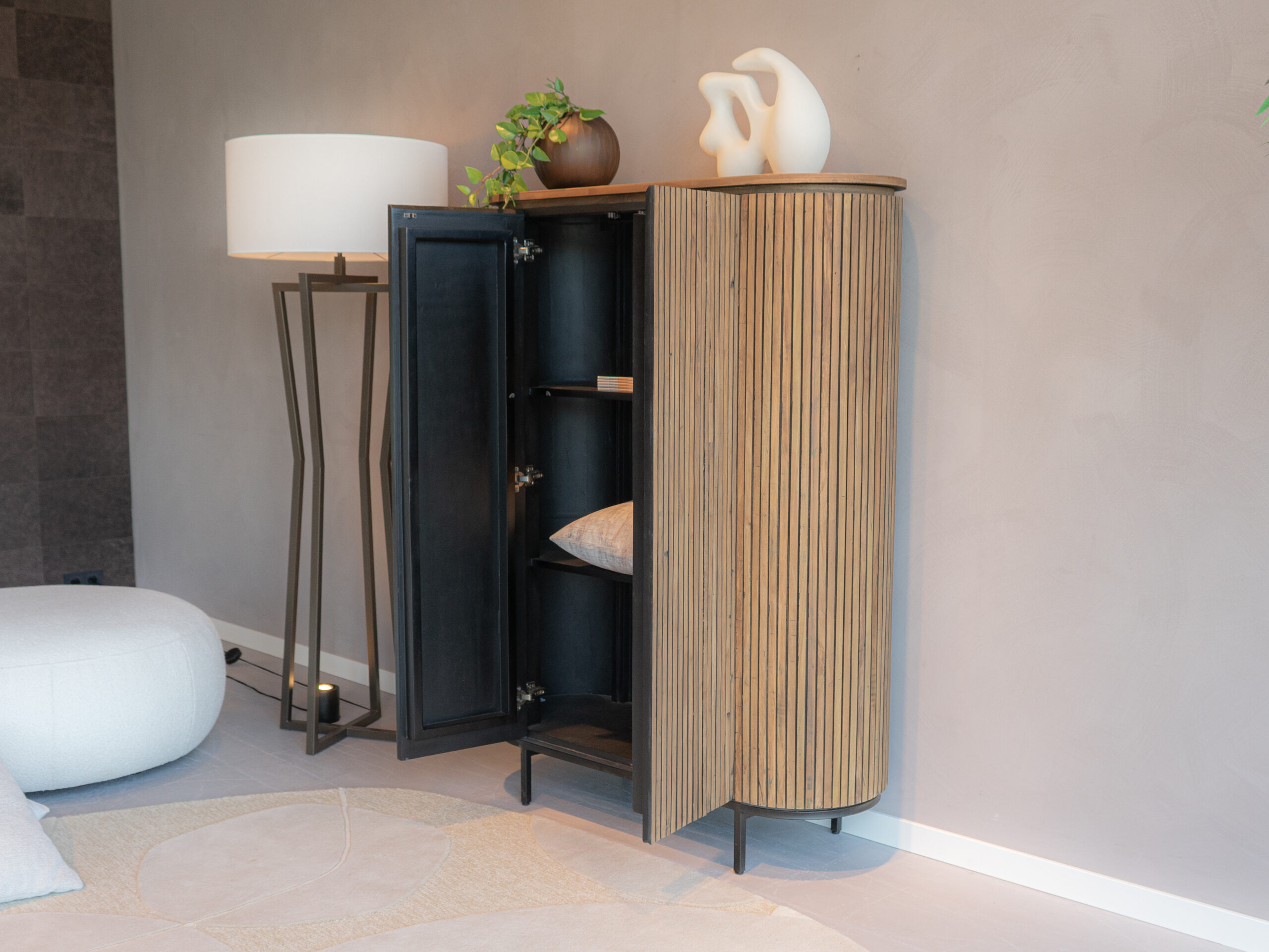 opbergkast met afgeronde hoeken