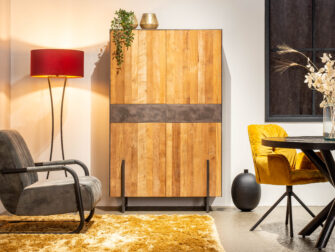 industriële kast van teakhout